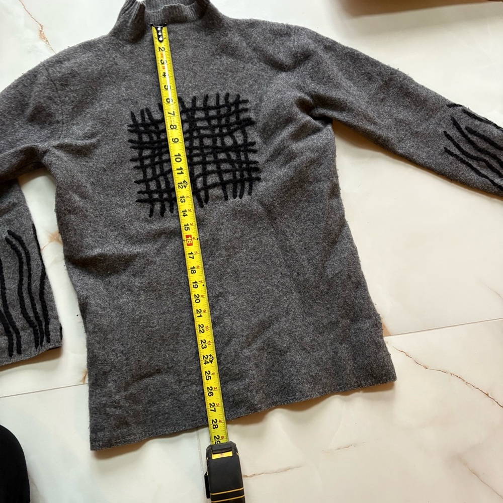 Pandemonium 100% Lambs Wool Men's Sweater